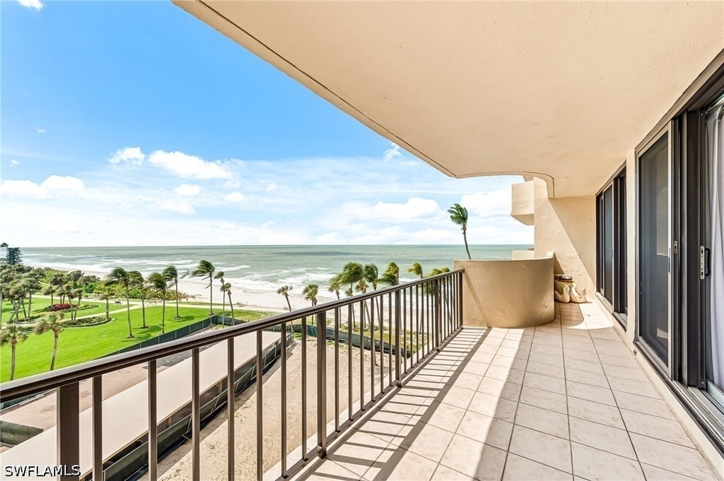 4001 Gulf Shore Boulevard N - Photo 9
