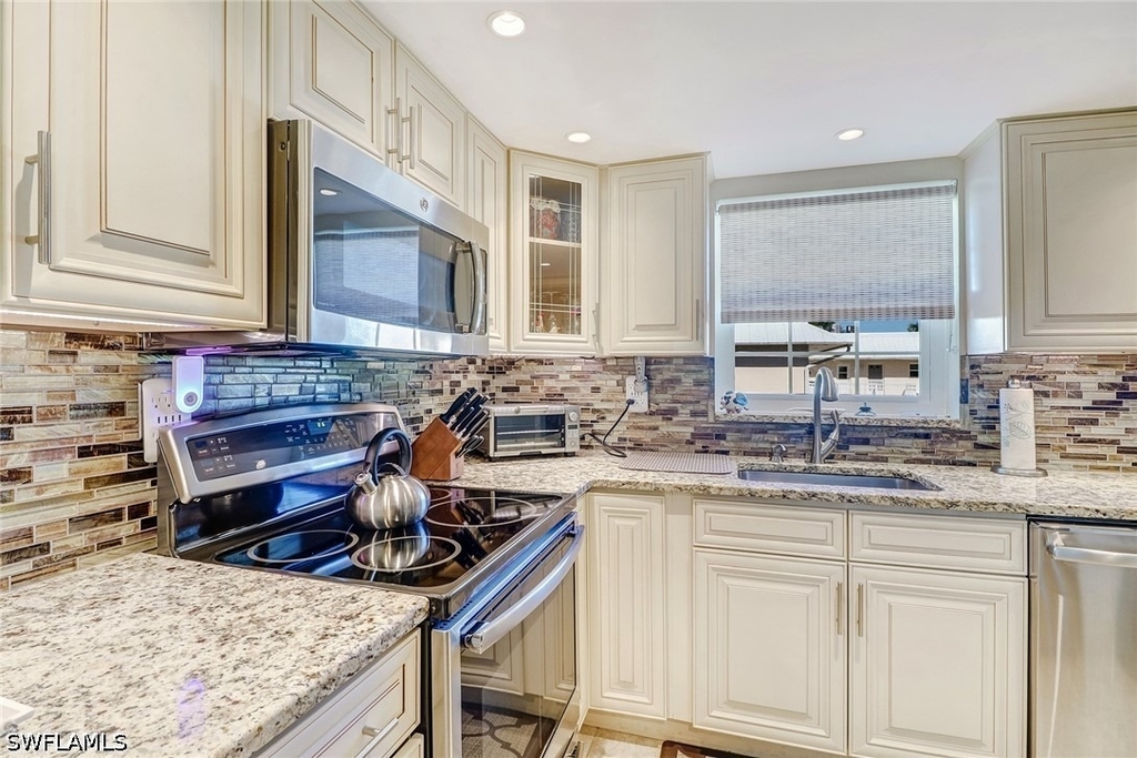 1051 3rd Street S - Photo 7