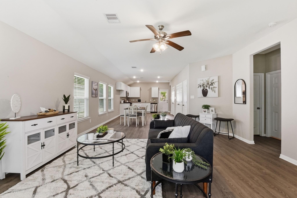 803 Jefferson Avenue - Photo 5
