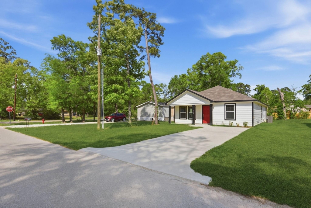 803 Jefferson Avenue - Photo 2