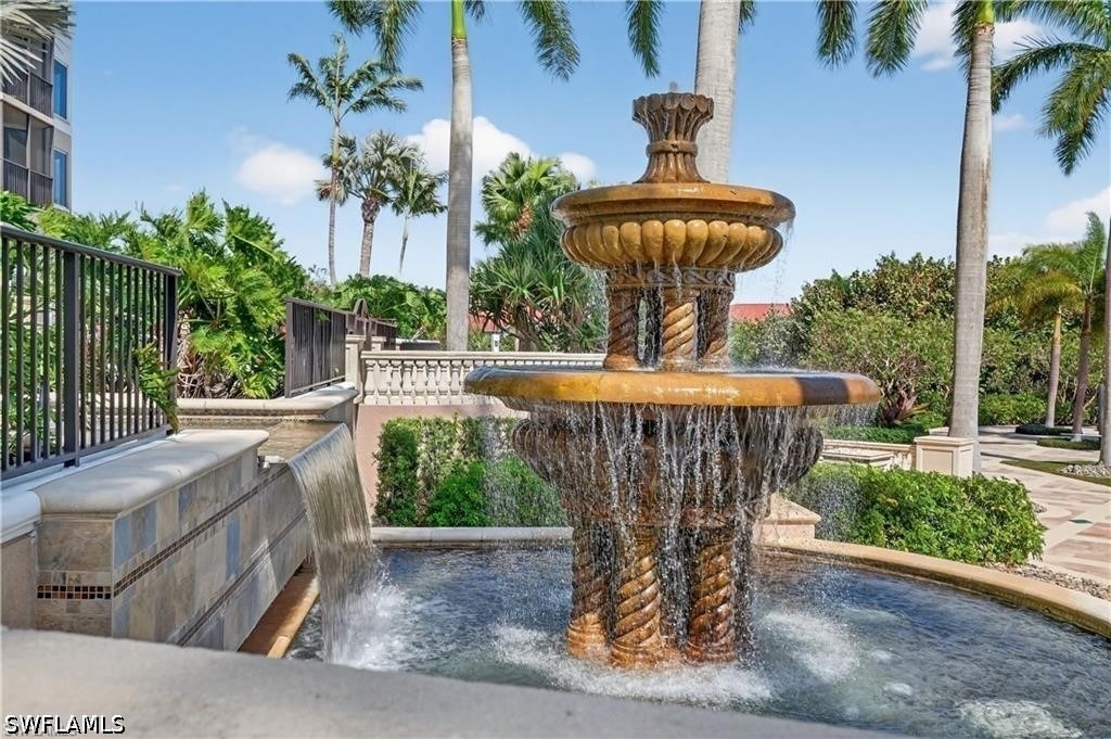 1060 Borghese Lane - Photo 4