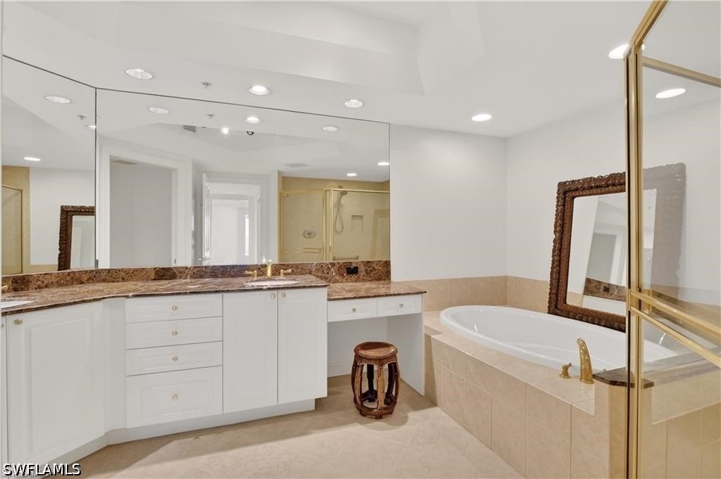 1060 Borghese Lane - Photo 18