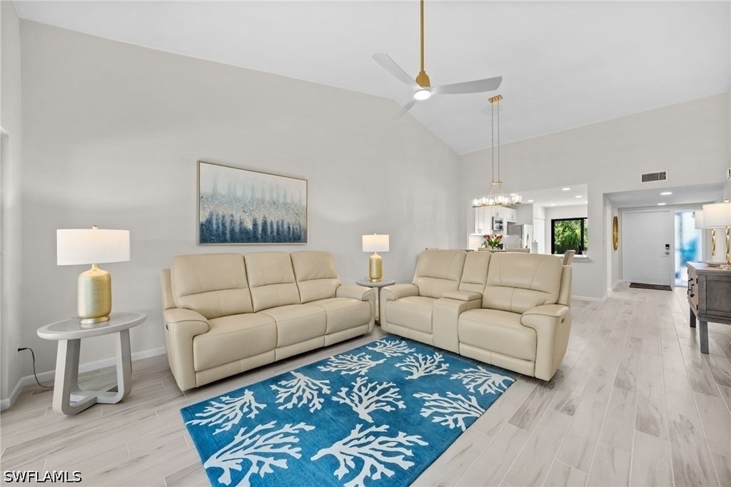 1808 Kings Lake Boulevard - Photo 3
