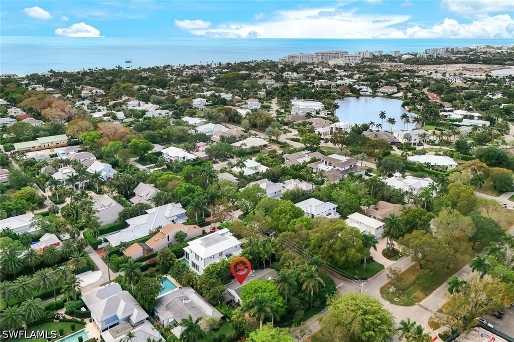 295 6th Street N - Photo 31