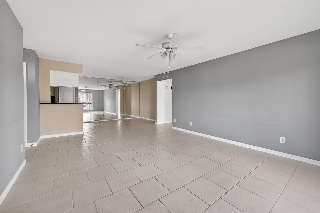 14555 Wunderlich Drive - Photo 3