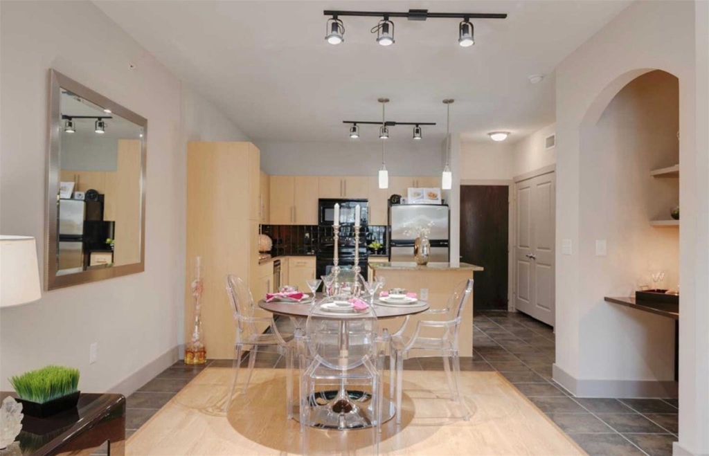 3660 Richmond St Avenue - Photo 0