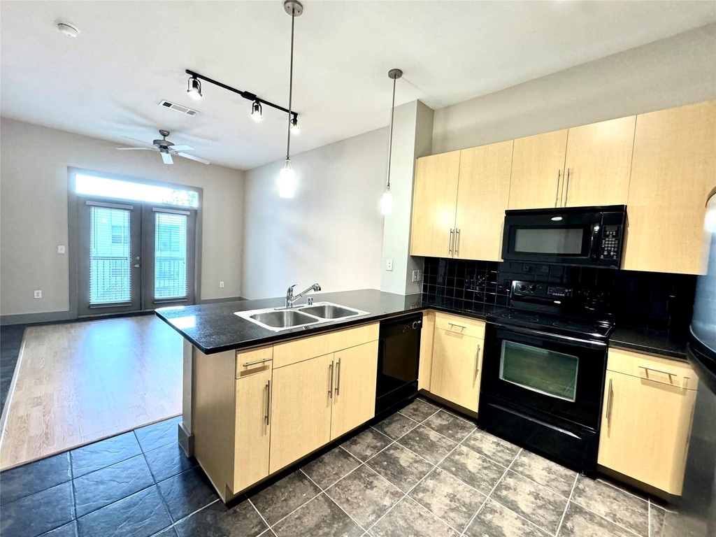 3660 Richmond St Avenue - Photo 3