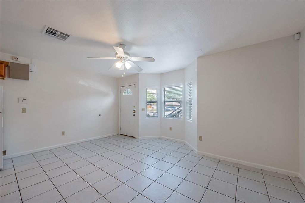 3238 Alabama - Photo 4
