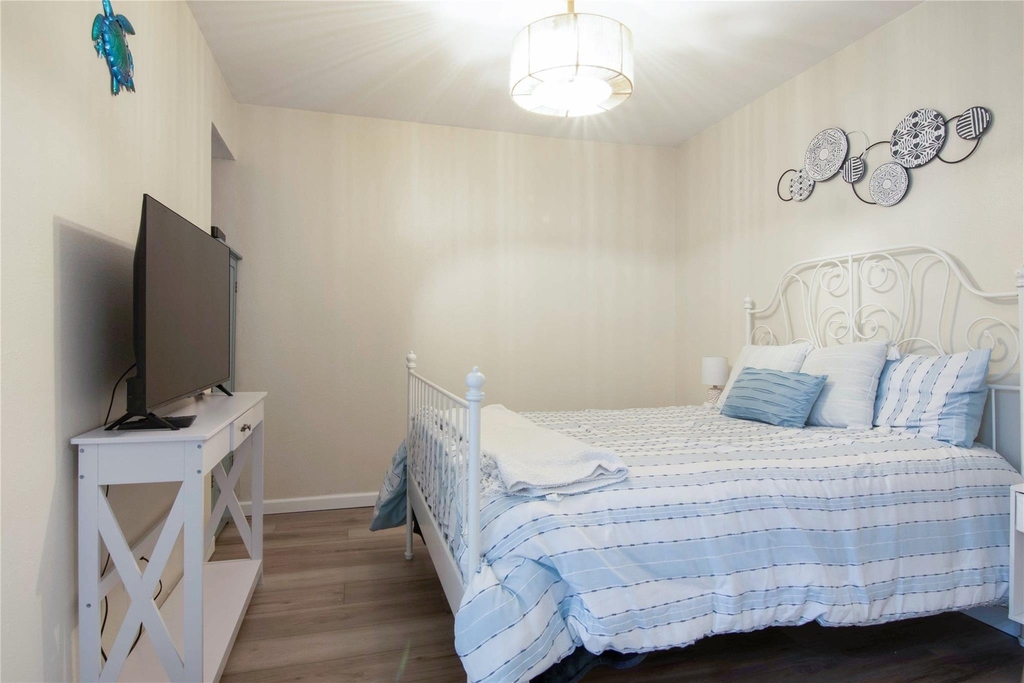 3506 Cove View Boulevard - Photo 13