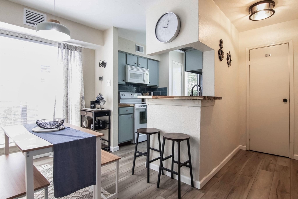 3506 Cove View Boulevard - Photo 6