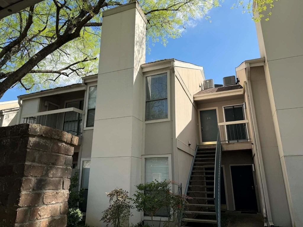 7950 N Stadium Drive - Photo 3