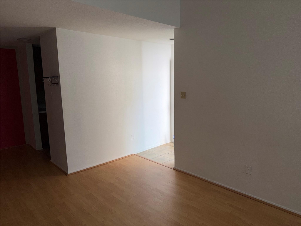 7950 N Stadium Drive - Photo 18