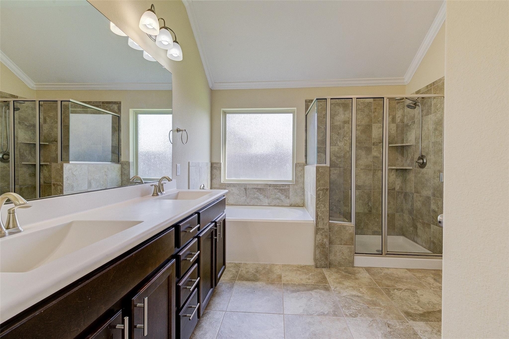 11206 Leila Park Court - Photo 18