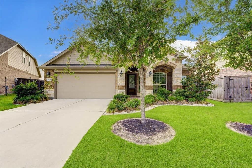 11206 Leila Park Court - Photo 0