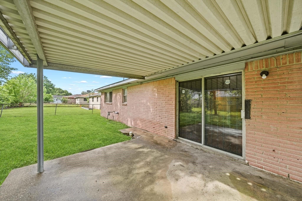 12903 Claygate Drive - Photo 17