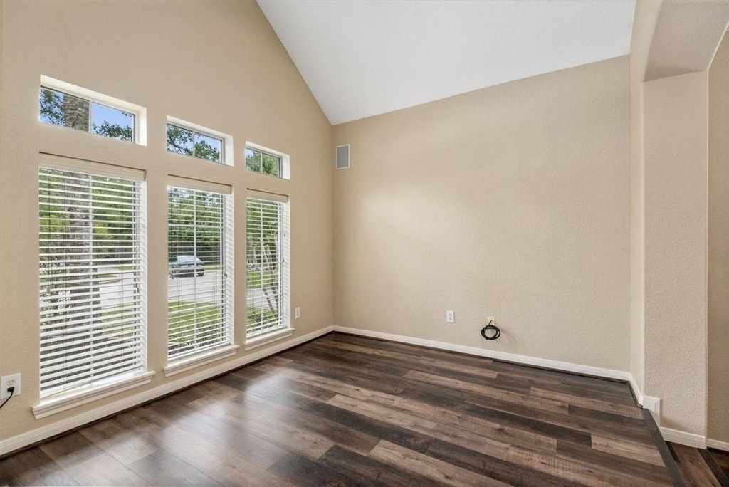 130 Zephyr Bend Place - Photo 6