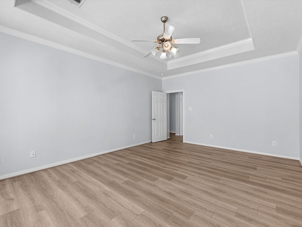 11643 Royal Oaks View - Photo 13