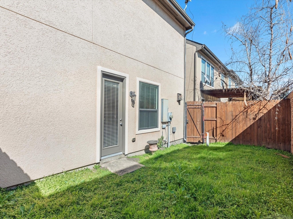 11643 Royal Oaks View - Photo 23