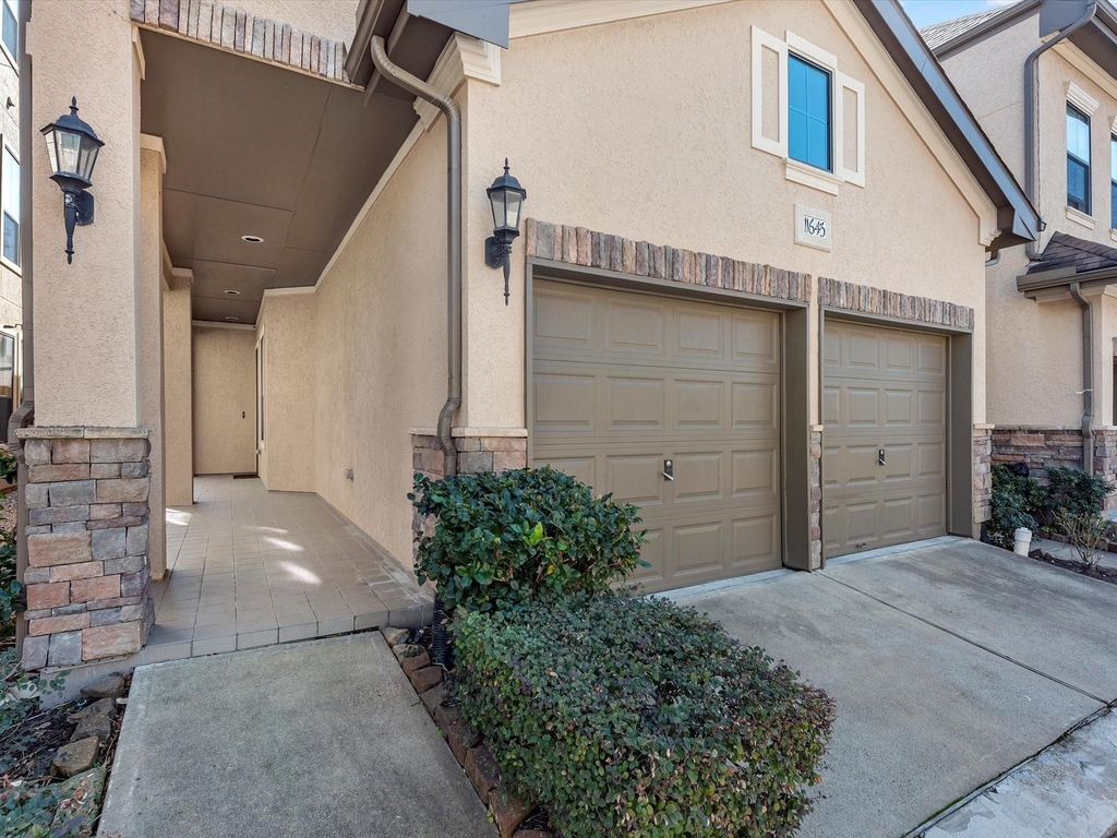 11643 Royal Oaks View - Photo 27