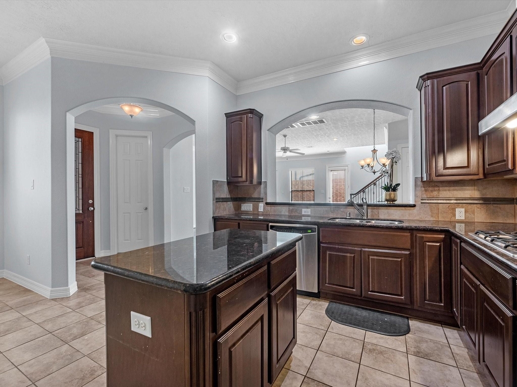 11643 Royal Oaks View - Photo 2
