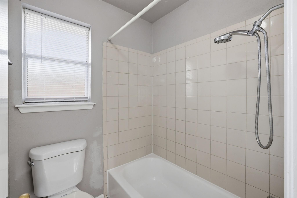 5111 Crystal Bay Drive - Photo 9