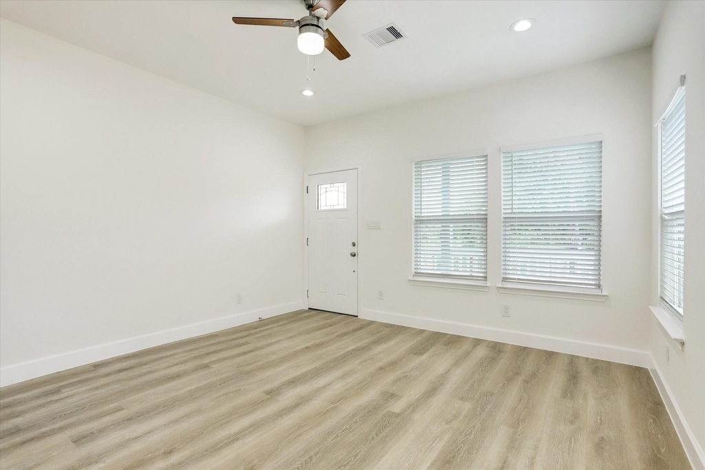 3515 Delhi Street - Photo 5