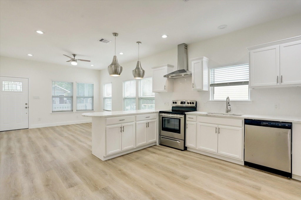 3515 Delhi Street - Photo 9