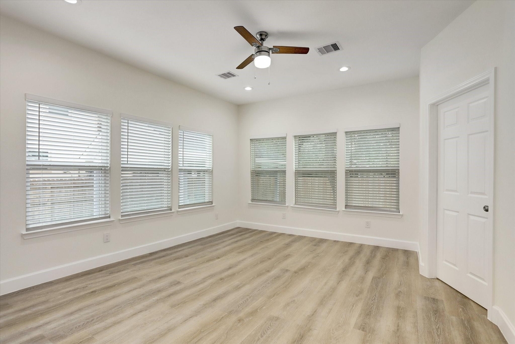 3515 Delhi Street - Photo 15