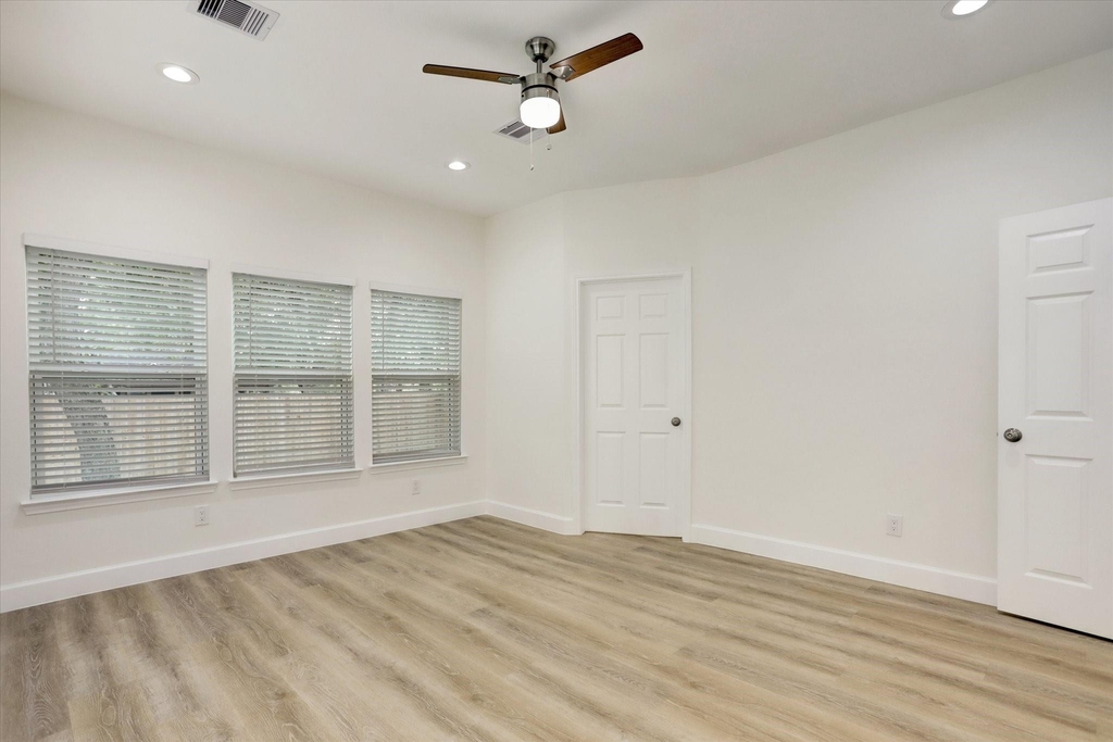 3515 Delhi Street - Photo 16