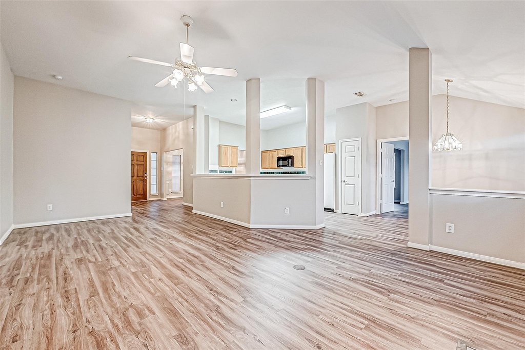 1524 Robin Avenue - Photo 3