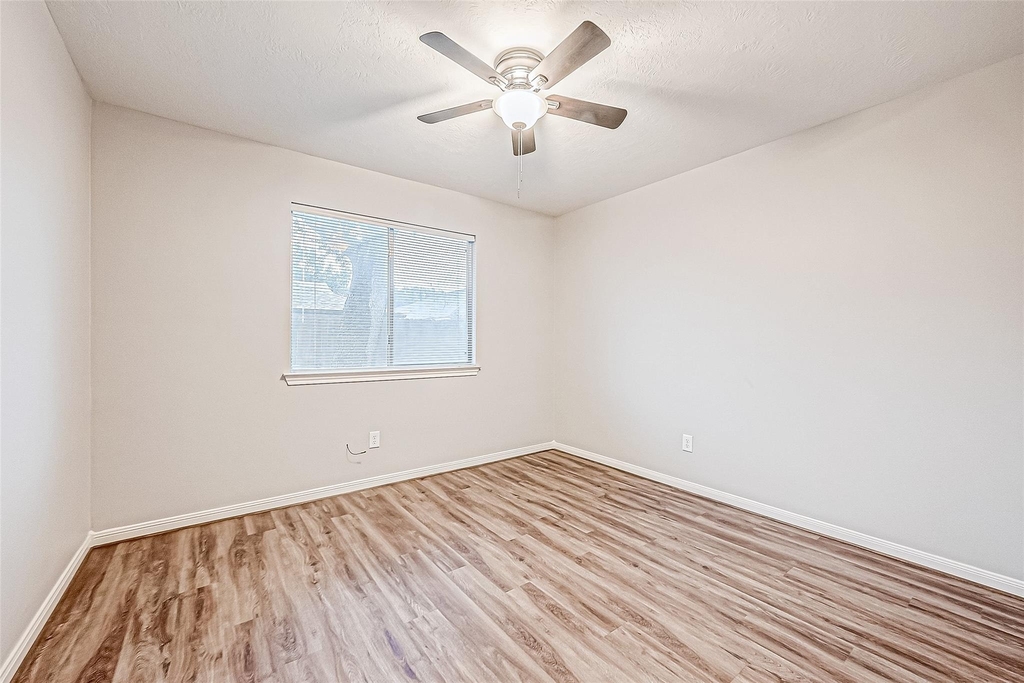 1524 Robin Avenue - Photo 25