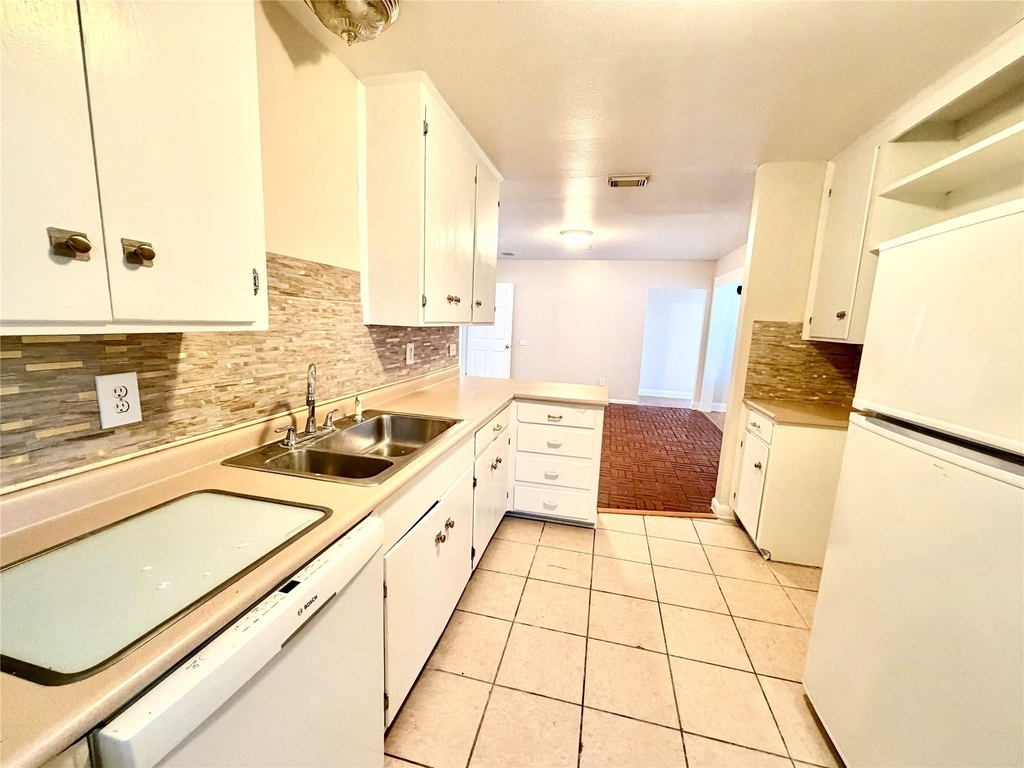 4275 Bethel Boulevard - Photo 8