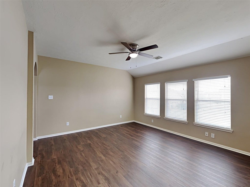 1927 Makenna Lane - Photo 9