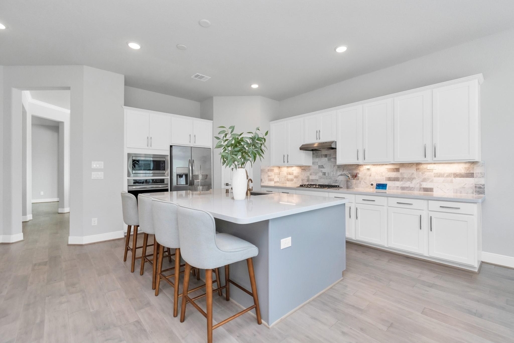 28646 Monarch Cliffs Drive - Photo 14