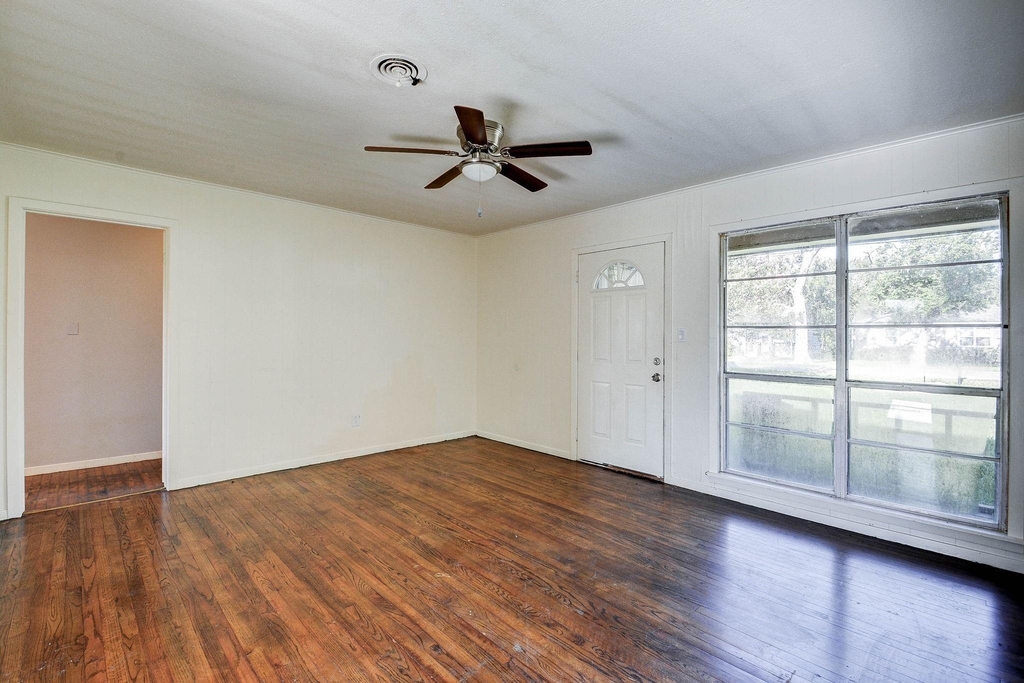 131 Lakewood Drive - Photo 7
