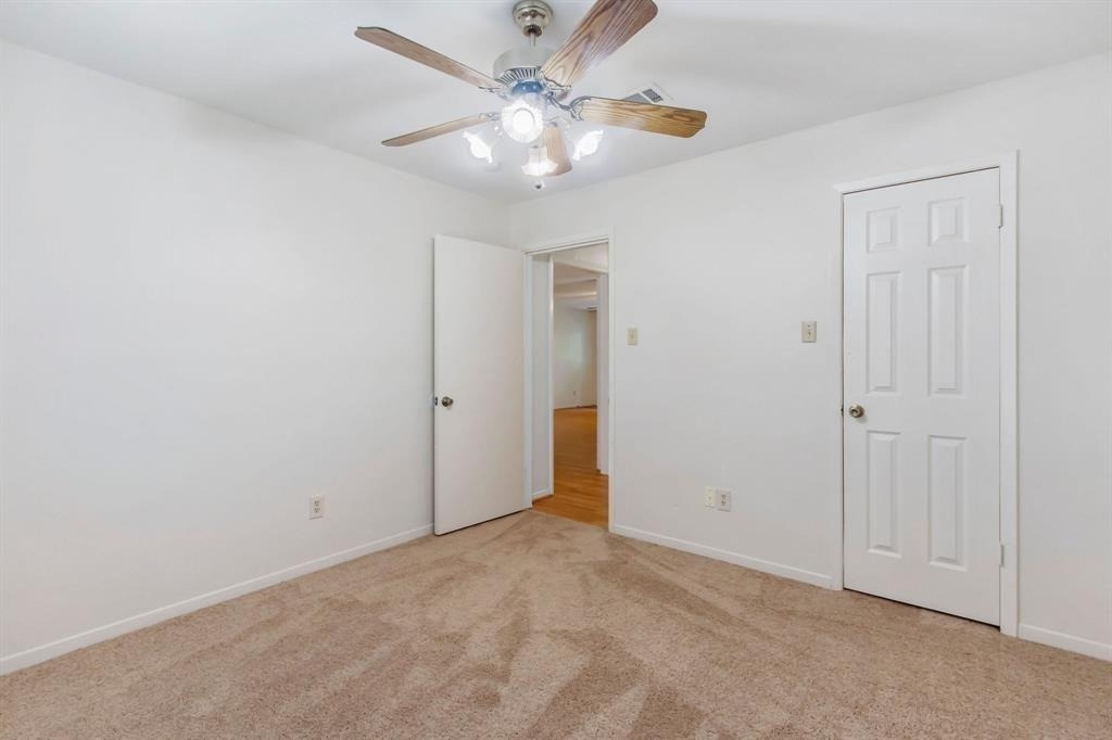 2106 Wickburn Drive - Photo 8