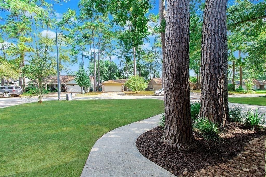 2106 Wickburn Drive - Photo 4
