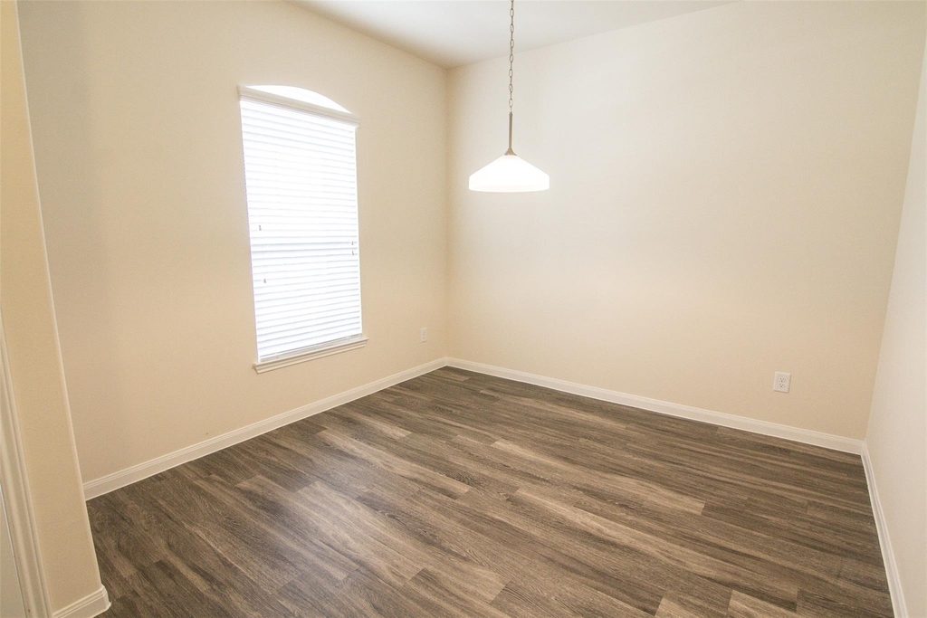 29614 Clover Shore Drive - Photo 12
