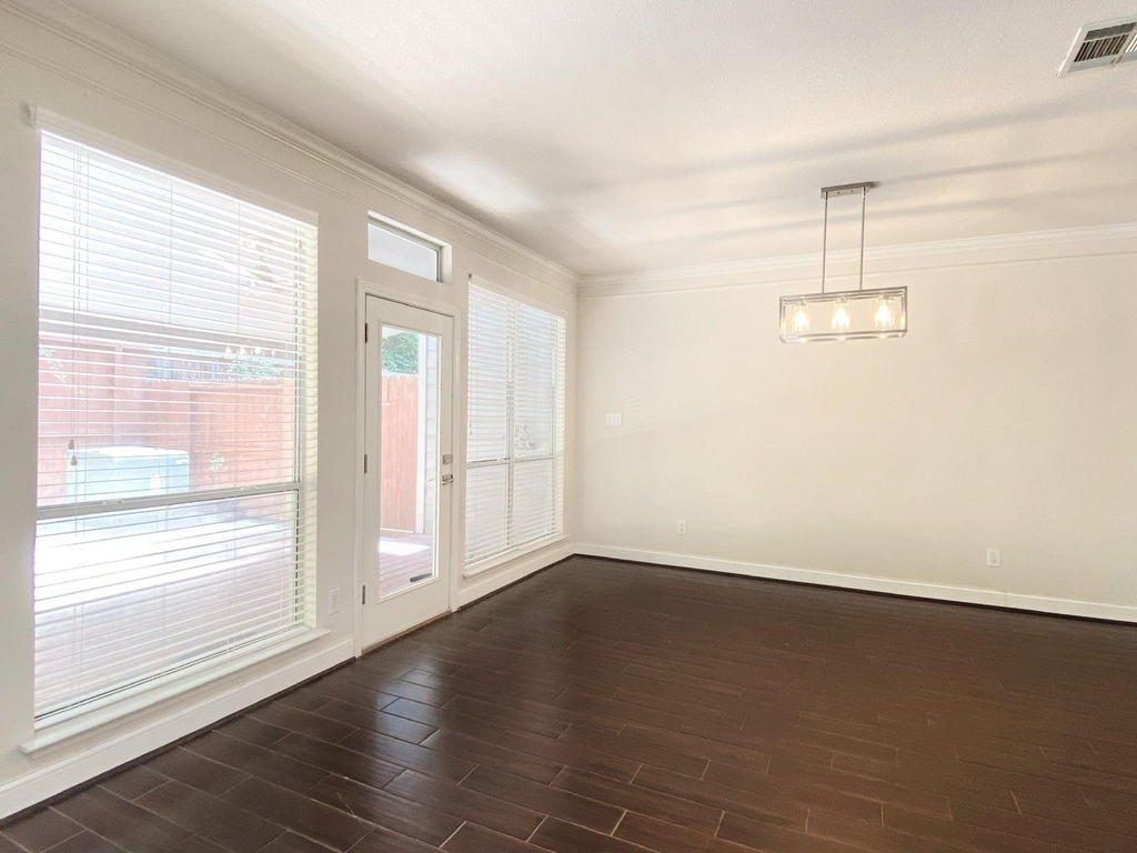 54 Alderon Woods Place - Photo 6