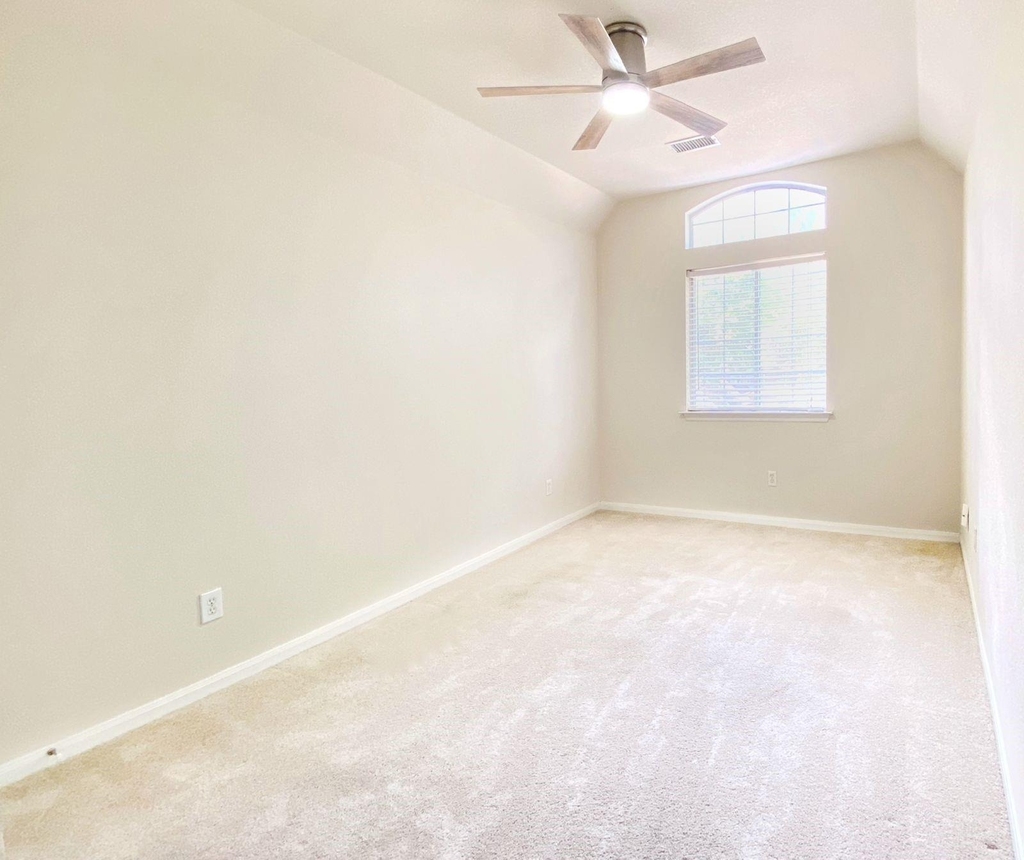 54 Alderon Woods Place - Photo 36