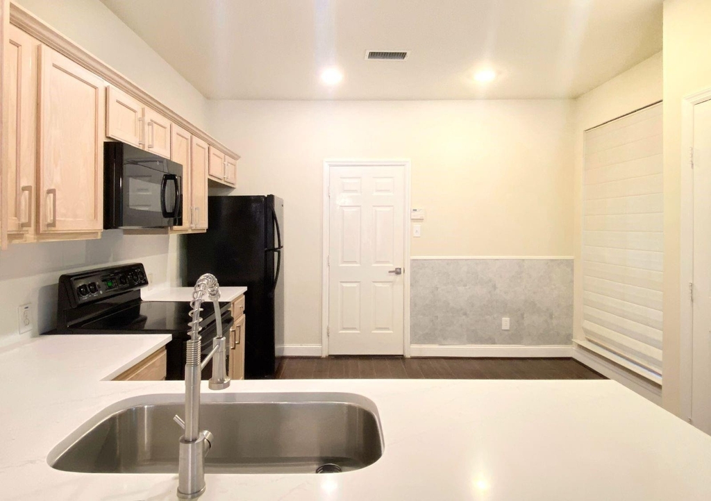 54 Alderon Woods Place - Photo 12