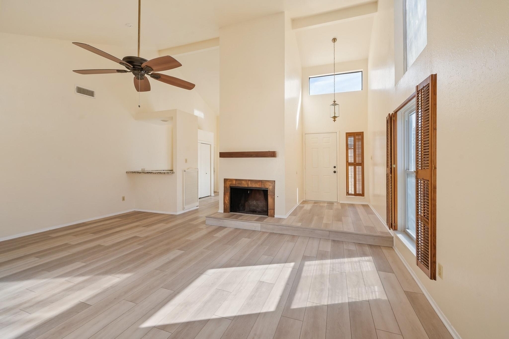 4330 Willow Beach Drive - Photo 6