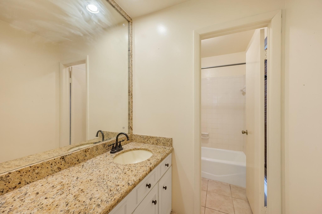 4330 Willow Beach Drive - Photo 23