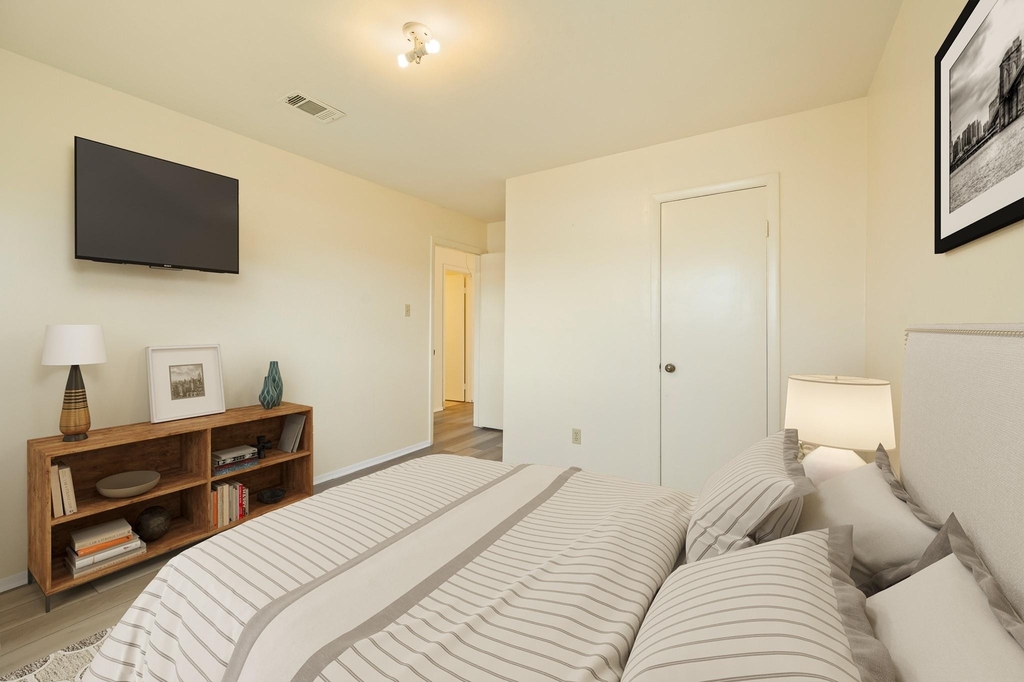 4330 Willow Beach Drive - Photo 26