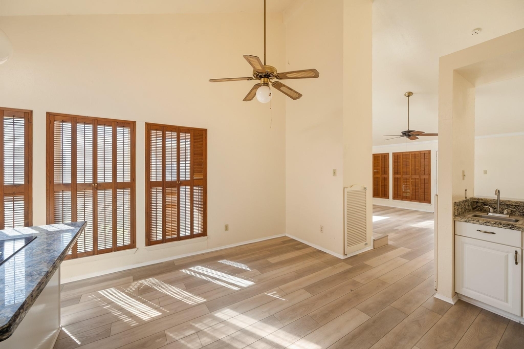 4330 Willow Beach Drive - Photo 15