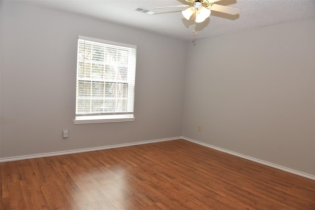 2822 Grants River Circle - Photo 27
