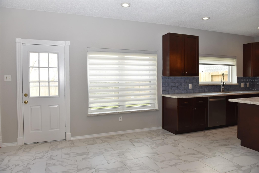 2822 Grants River Circle - Photo 9