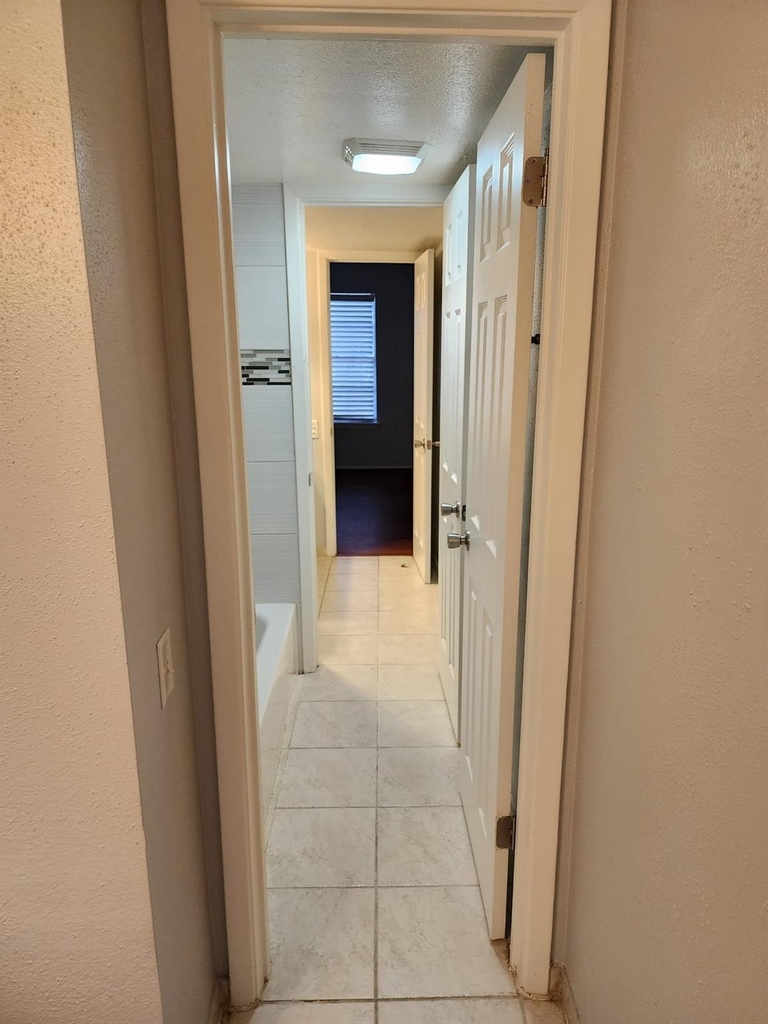 11710 Southlake Drive - Photo 9