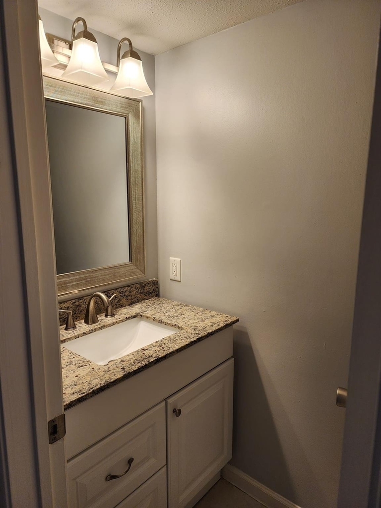 11710 Southlake Drive - Photo 12