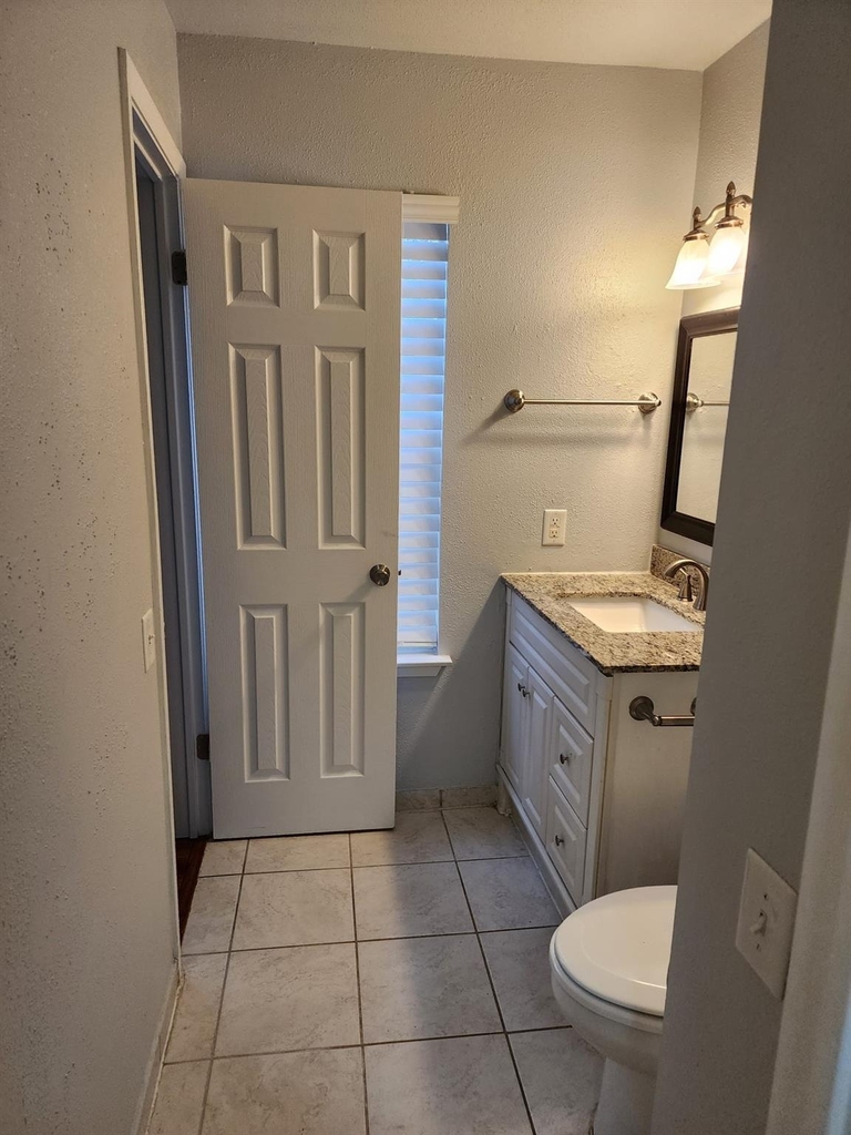 11710 Southlake Drive - Photo 10